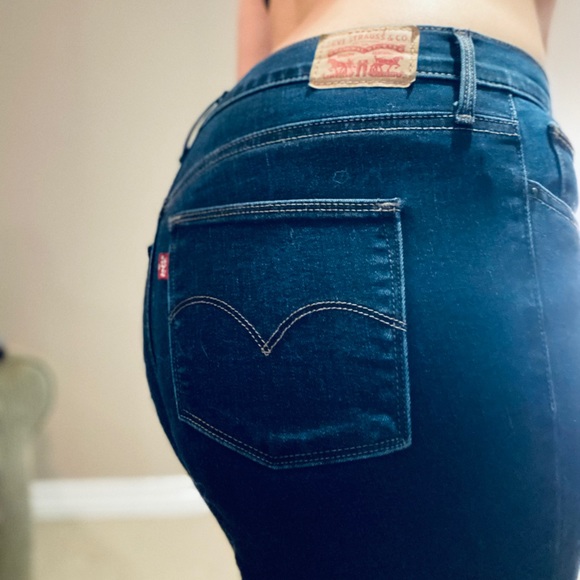 High rise Levi’s super skinny - Picture 3 of 6